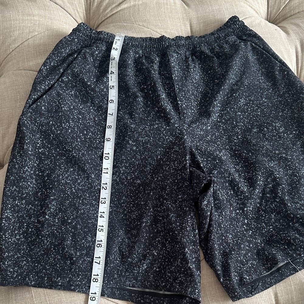 lululemon athletica Black and White Athletic Shorts - Picture 3 of 7